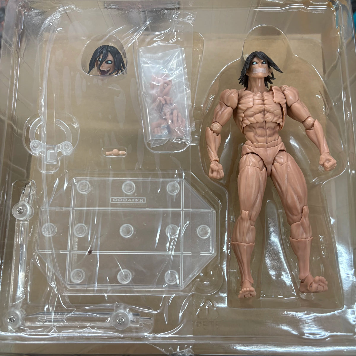 In Stock Attack On Titan Figure The Armored Titan Action Figures Pvc Collection Model Desk Decoration Statue Kids Toys Christmas