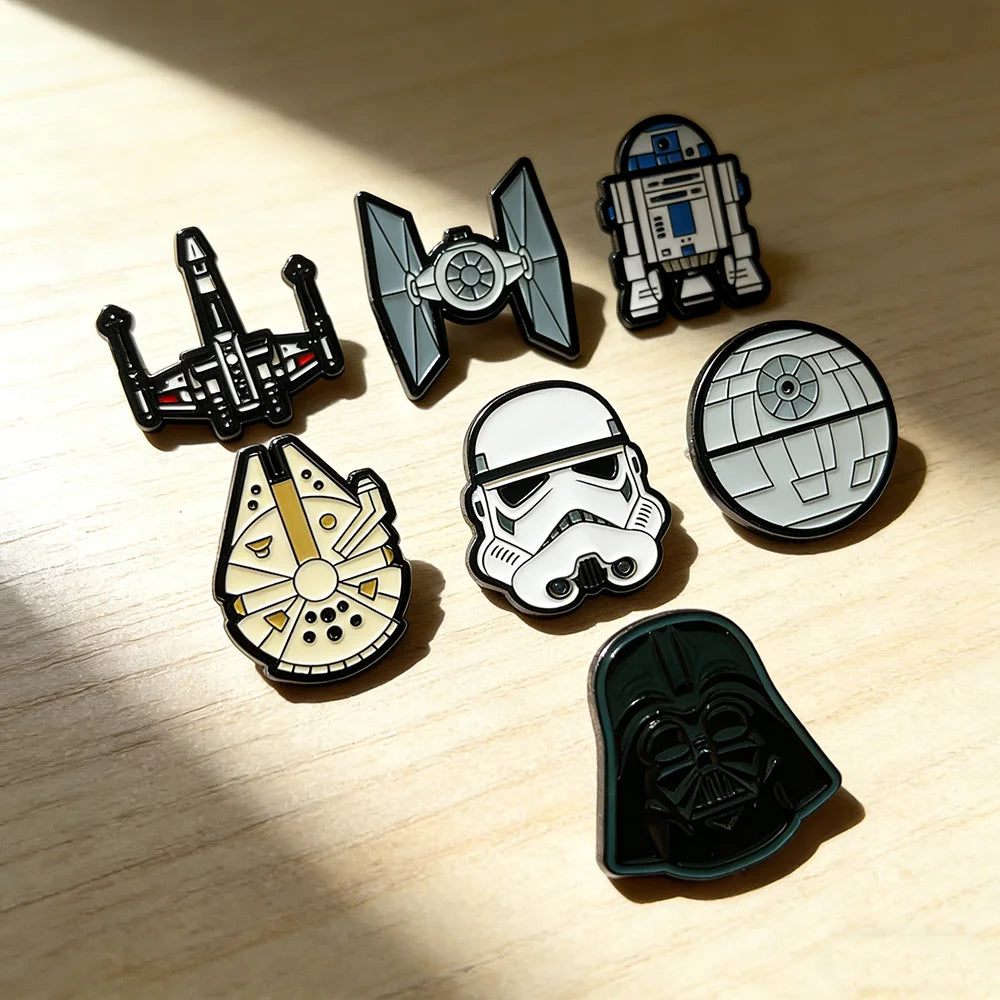 Star Wars Character Brooch Set