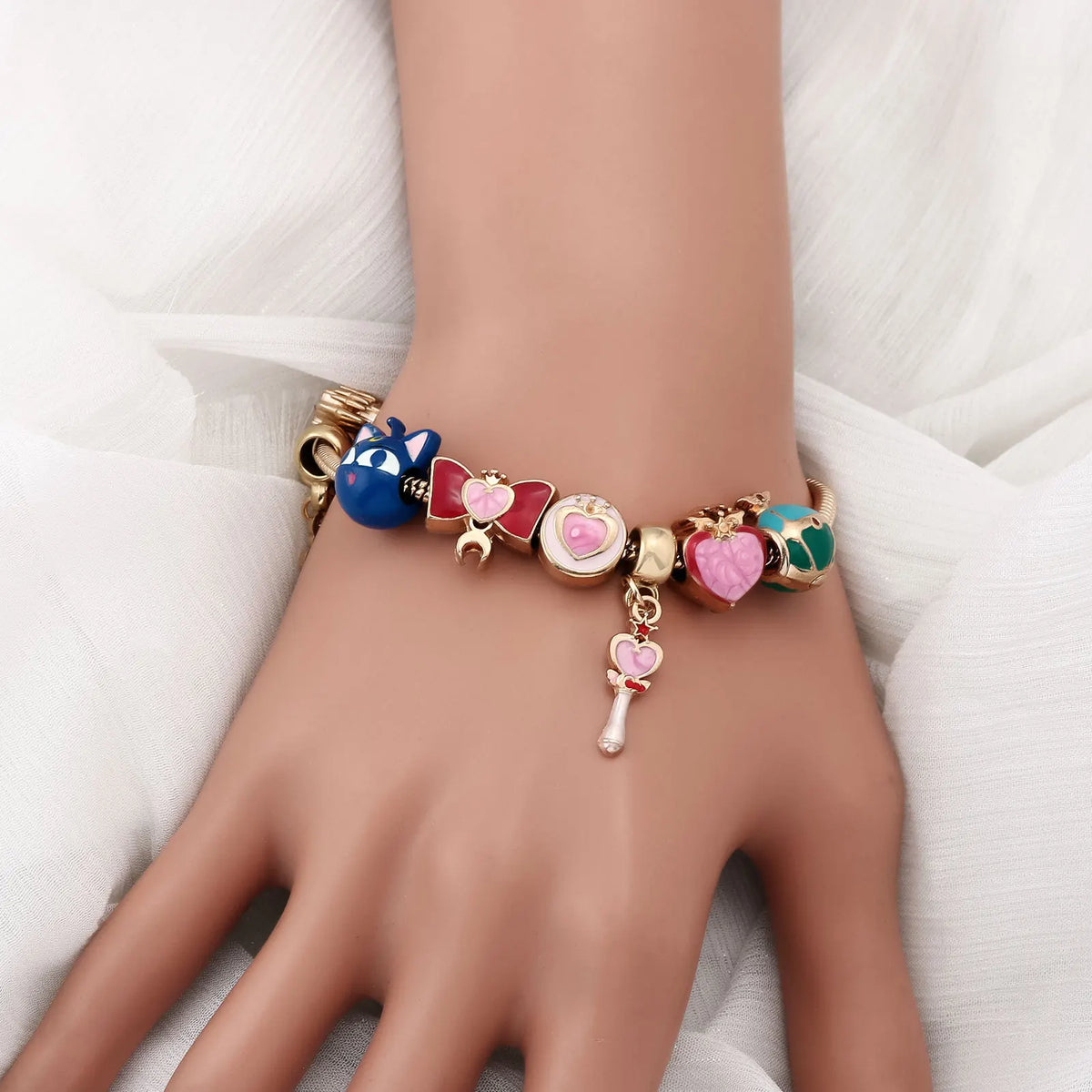Sailor Moon Tsukino Usagi Enamel Keychain