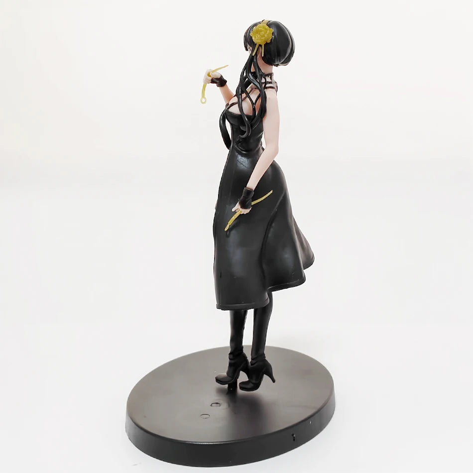 Anime Figures SPY X FAMILY 16cm Yor Forger Figure Action Figures Figurine Collectible Model Ornaments Fans Gifts Dolls Toys
