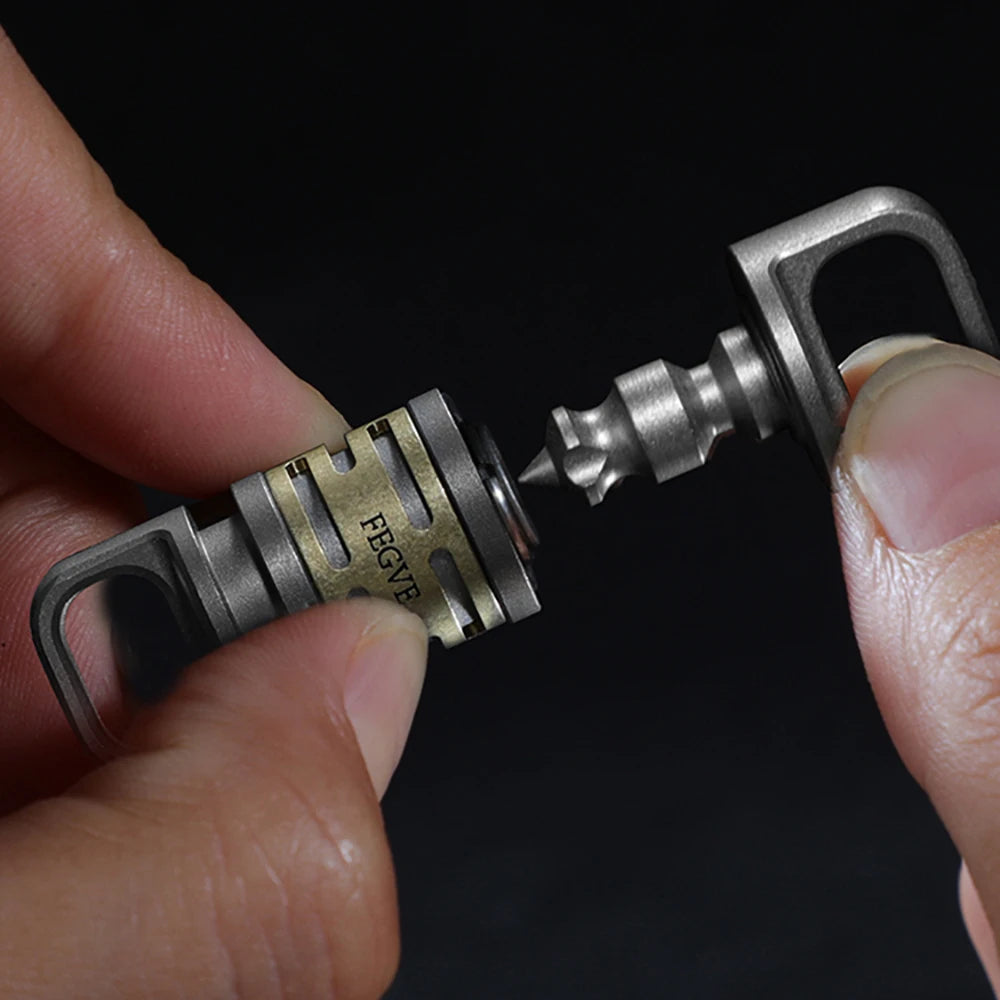 Quickdraw Keychain Luxury Titanium Spin Connection for Car Key Ring Holder Men EDC Buckle Unpacking Tool Father's Day Male Gift