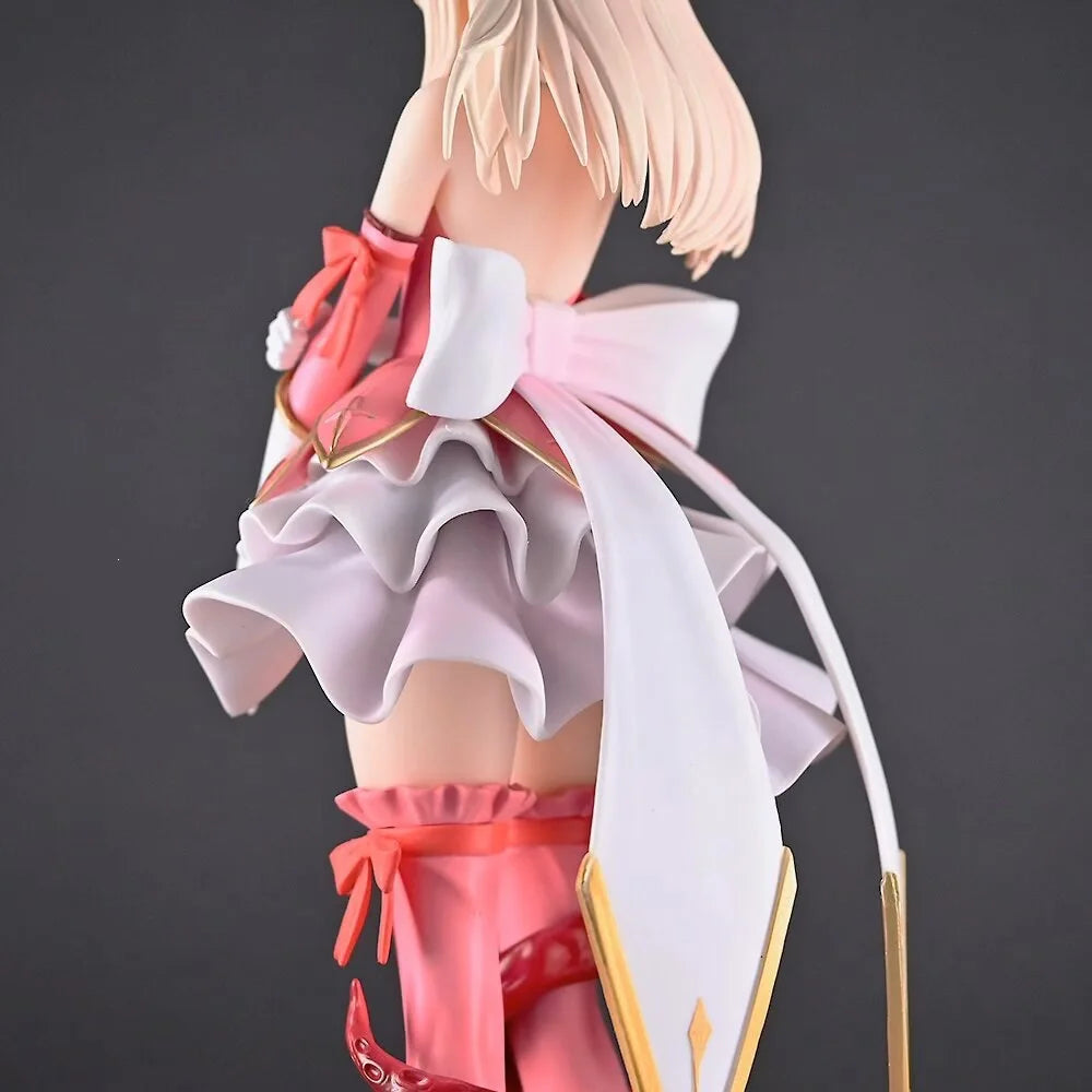 Fate/stay night 29cm Illyasviel von Einzbern Combat Edition Figure