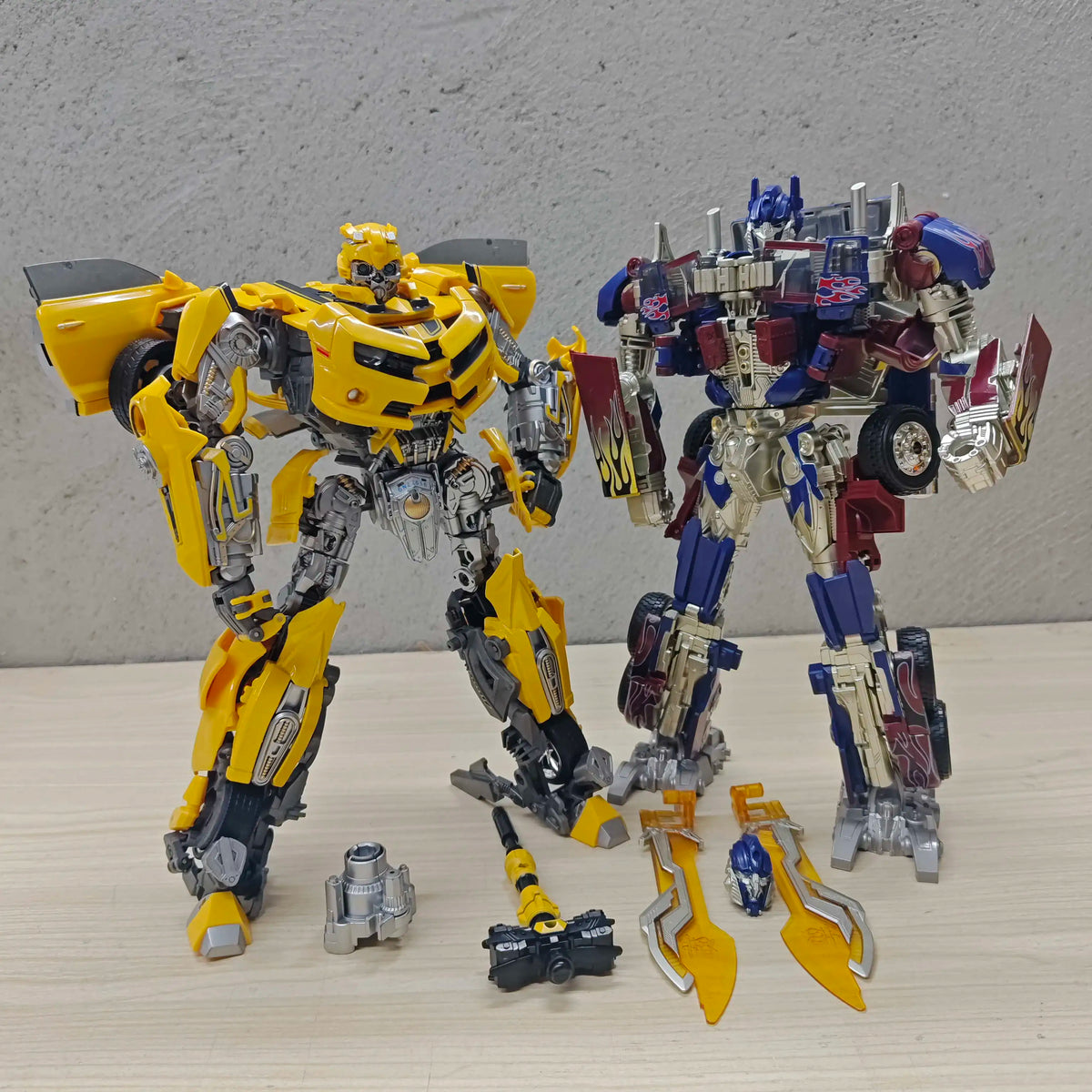 30CM Transformation Robot Toys OP SS05 Autobots Bumblebee MPM03 Action Figure Model
