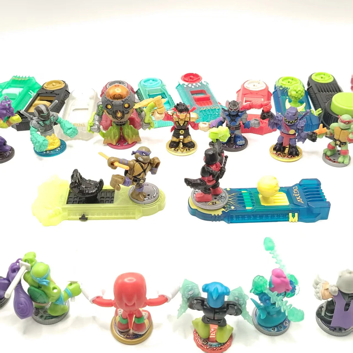 Legends of Akedo Ninja Bosses Fury Venom Claw Battling Ultra Beasts Gold Tusk Action Figures Collection Toys Best Gift