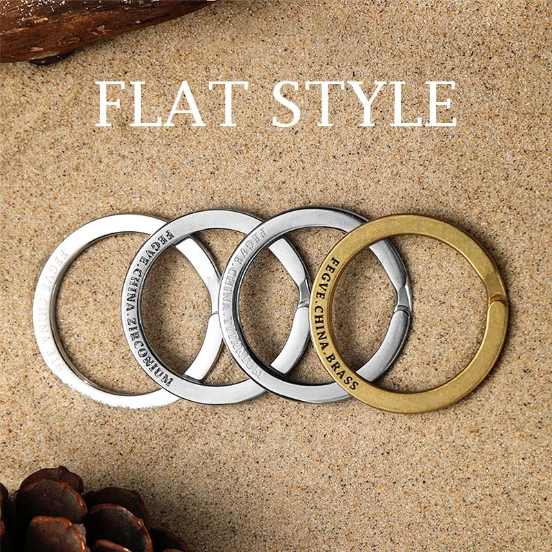 Brass Titanium Zirconium Stainless Steel Key Rings Keychains Buckle Man Luxury Car Keychain for Male Creativity Gift Wholesale