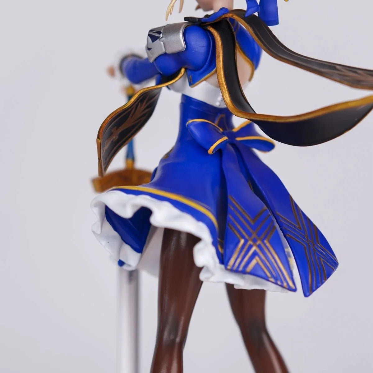 【C4 STUDIO】24cm/9.45 Inch Anime Saber Fate/stay night GK Altria Pendragon Figure Standing Statue Collectible Model Toy Gift