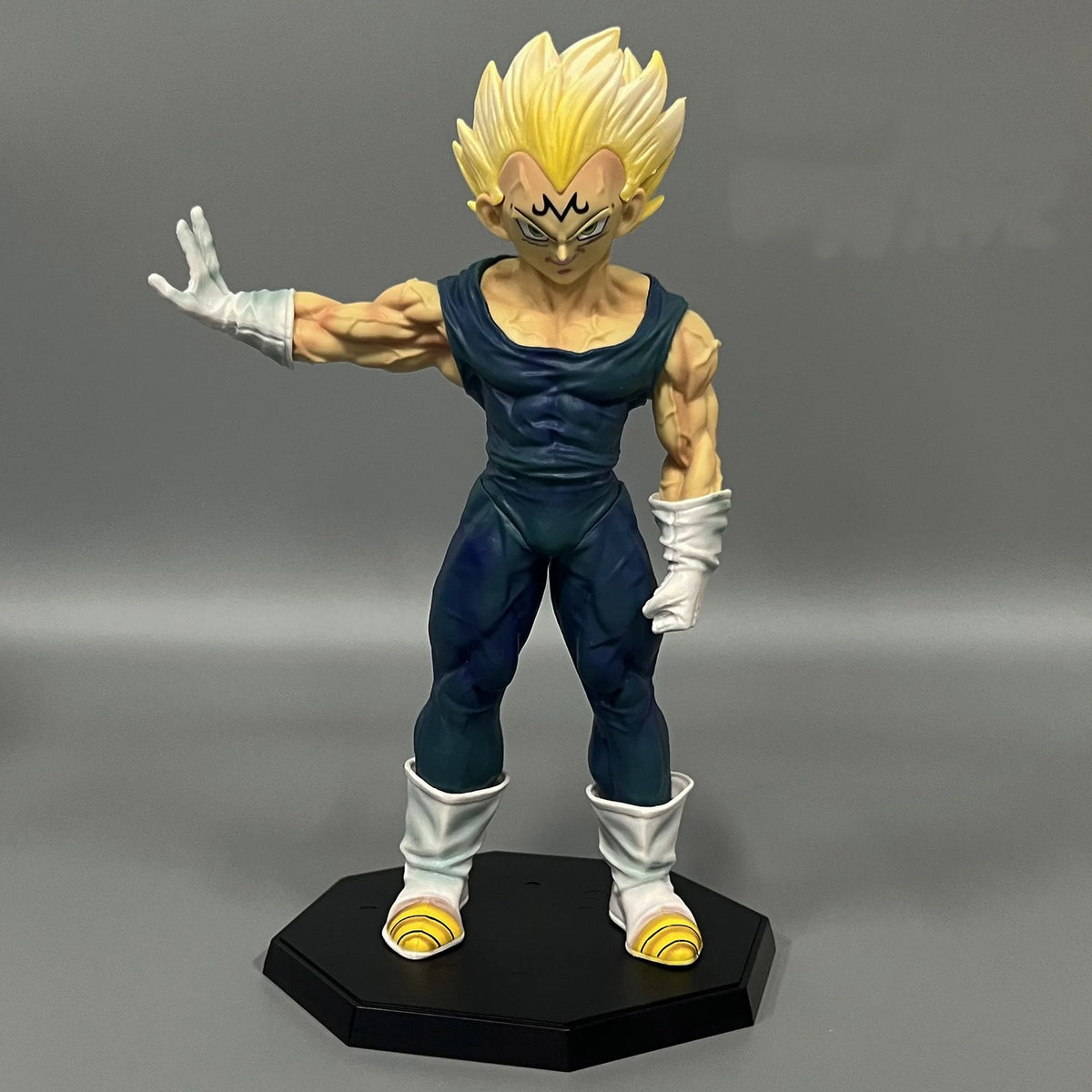 Dragon Ball Goku PVC Statue