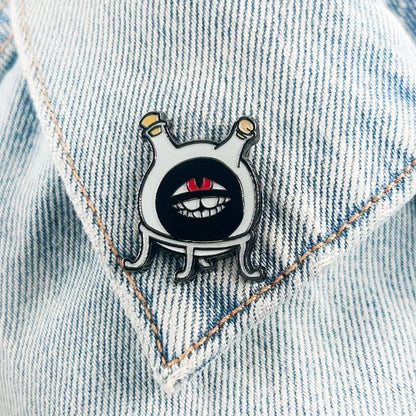 Fullmetal Alchemist Dwarf in the Flask Lapel Pin – Gothic Brooch