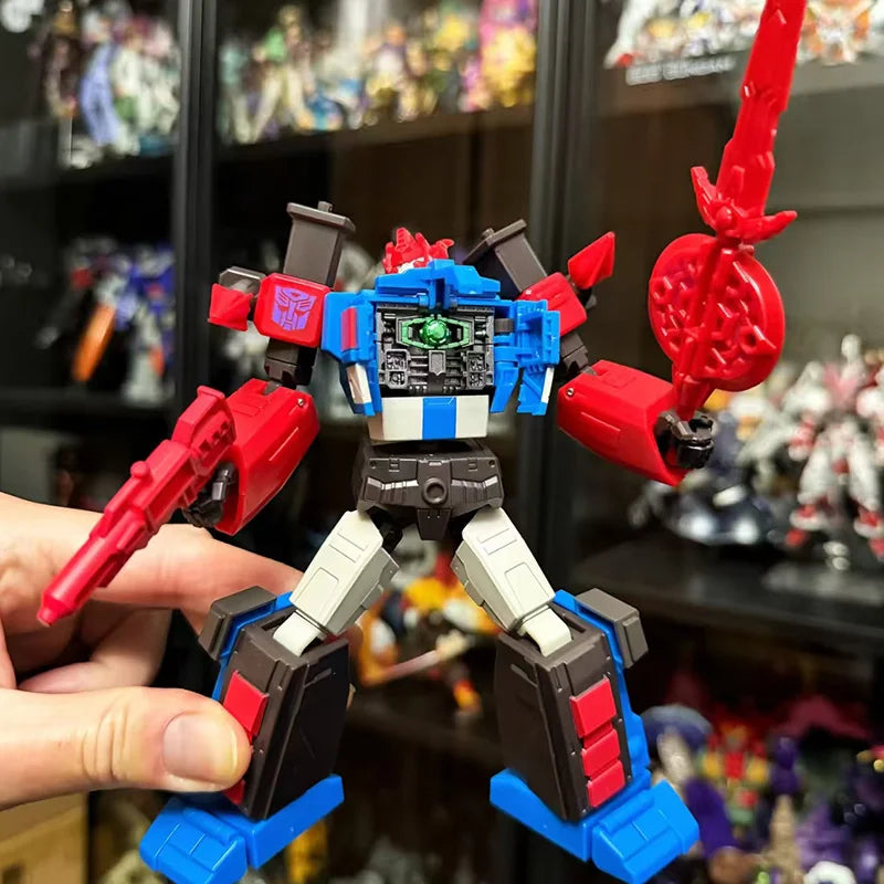 Transformers Ultra Magnus Figure
