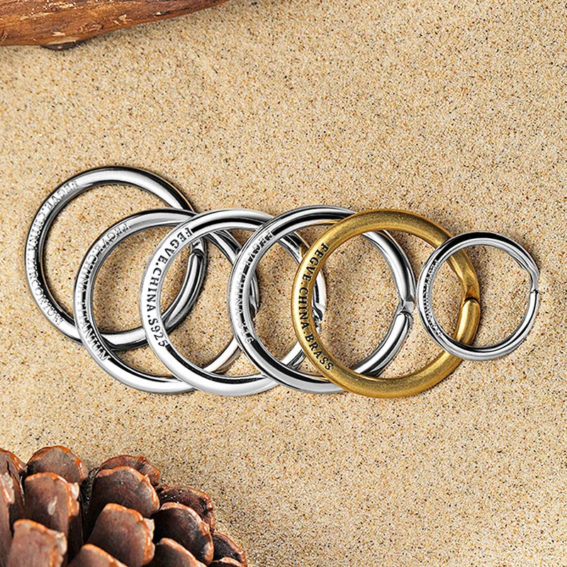 Real Titanium Alloy Key Rings Keychains Buckle Pendant Super Lightweight Man Car Keychain for Male Creativity Gift Wholesale