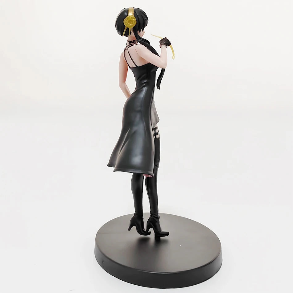 Anime Figures SPY X FAMILY 16cm Yor Forger Figure Action Figures Figurine Collectible Model Ornaments Fans Gifts Dolls Toys