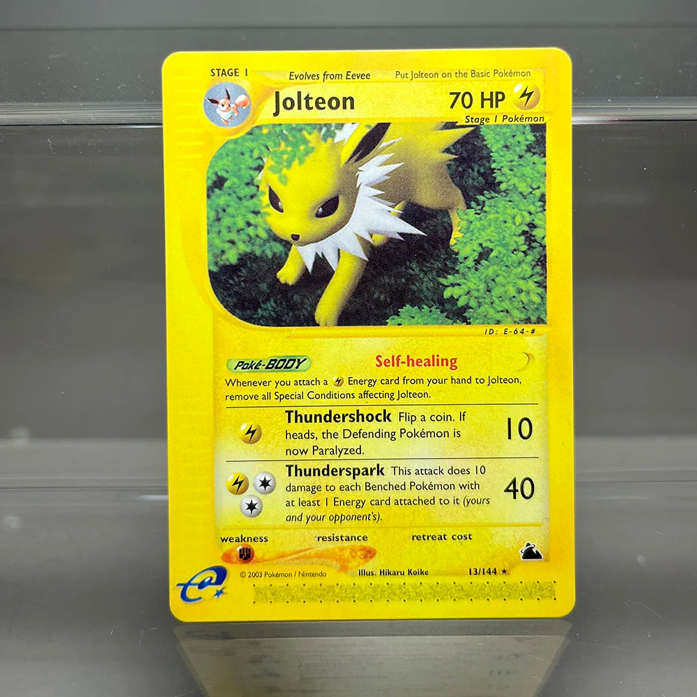 Pokémon Charizard Foil Card