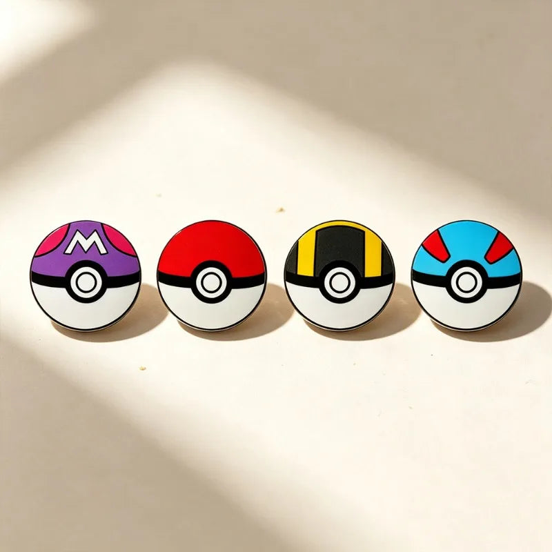 Pokémon Poké Ball Brooch