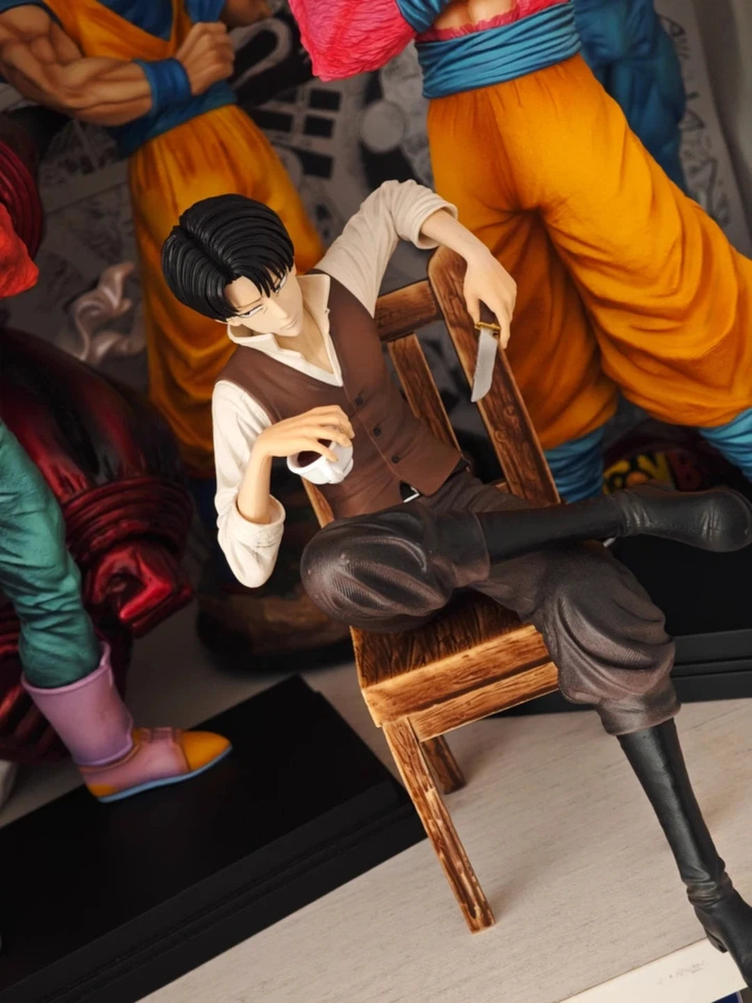 Attack On Titan Levi Ackerman Sitting Pose GK Figure Anime Statue Desktop Decoration Collectible Model For Anime Fans And Otaku