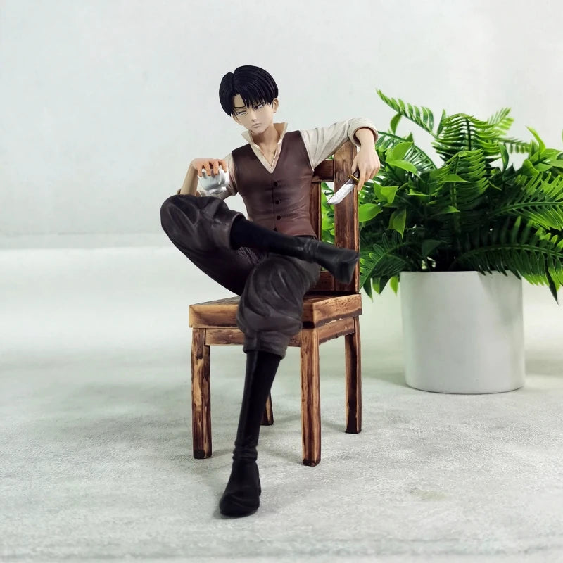 18cm Anime Attack On Titan GK Captain Levi Ackerman Sitting Figure High-Quality Statue Collectible Model Toy Desktop Decor Gift