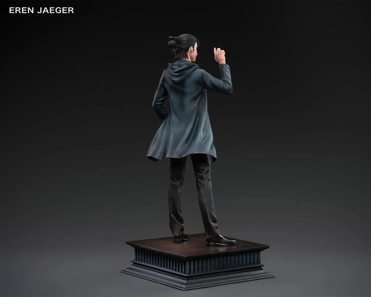 New 31cm Attack On Titan Eren Anime Figures Eren Jaeger Figure PVC Statue Collection Model Desk Decoration Toys Gift Pre-sell
