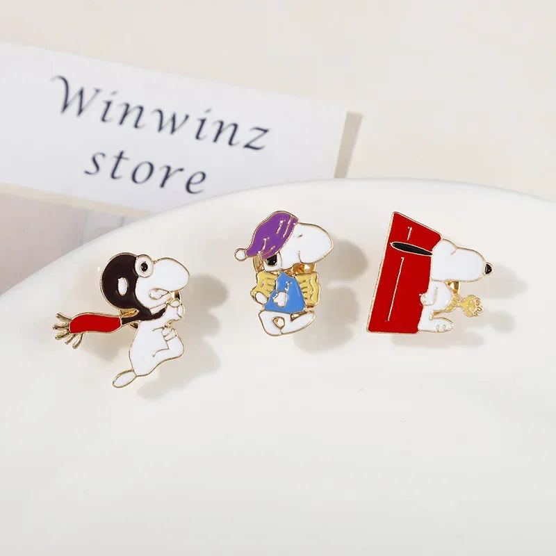 Snoopy Woodstock Metal Badge