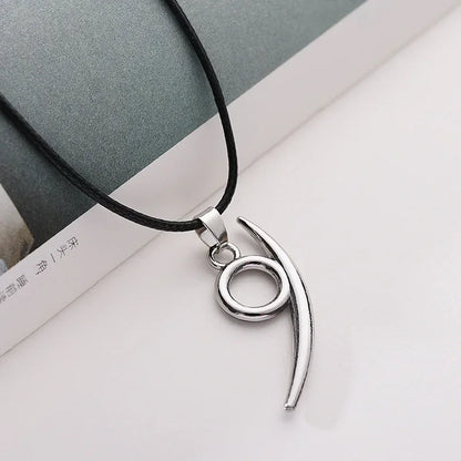Hot Anime Konoha Necklace Akatsuki Red Cloud Pendant Uzumaki Anime Accessories Keychain Cosplay Akatsuki Itachi Cartoon Jewelry